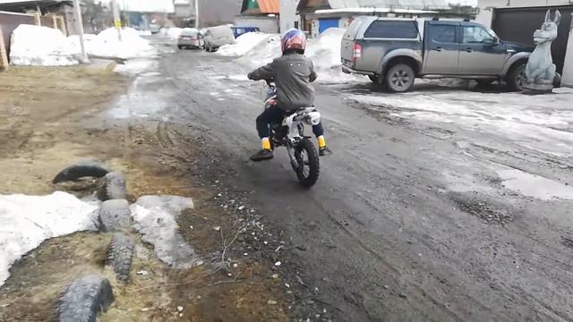 лето, мой первый выезд на bse evo 110 смотреть онлайн