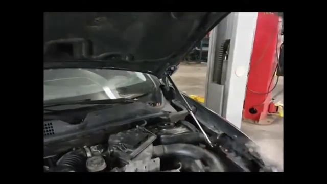 Установка газового упора капота Nissan Qashqai J10 смотреть онлайн