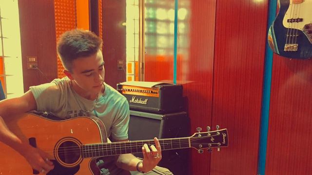 Christian Pavone-Patch Adams(Guitar Version) смотреть онлайн