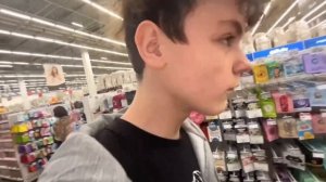 нефоры наводят суету в ТЦ!!!