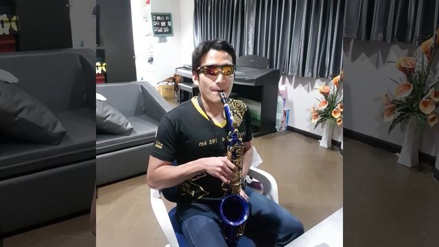 Saving All My love for you (Alto Saxophone Muslady) смотреть онлайн
