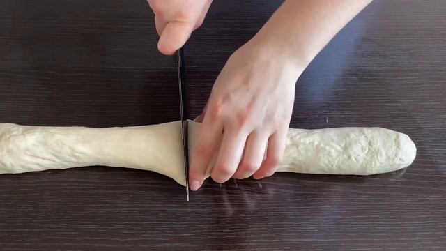 Ватрушки с творогом и малиновым вареньем . смотреть онлайн