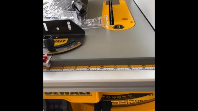 Dewalt DWE7485 Table Saw смотреть онлайн