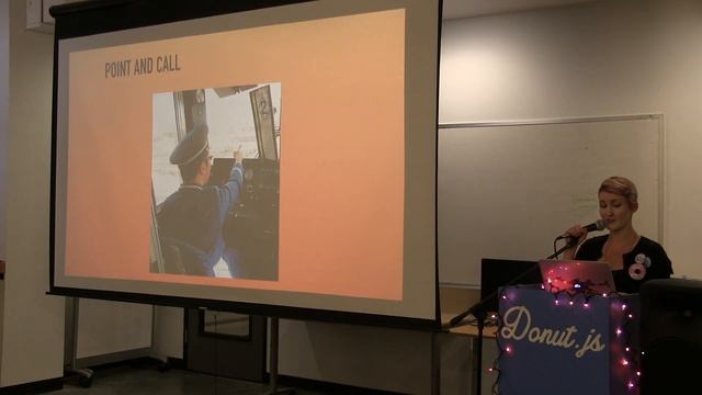 Hocus Pocus Focus - Caito Scherr - Donut.js смотреть онлайн