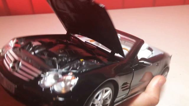 Mercedes-Benz SL 500 2003 1:18 Norev diecast model