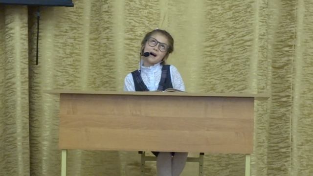 "я на чтение сижу" Софуля поёт смотреть онлайн