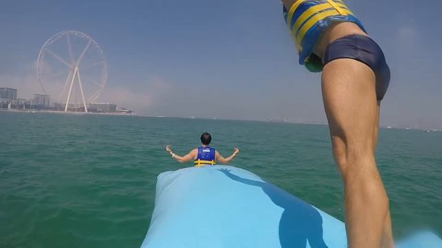 Dubai - World's largest inflatable Park - Aqua Fun, The beach смотреть онлайн