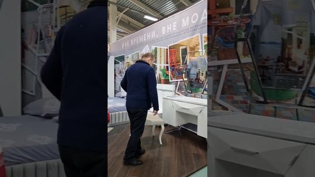 Распродажа мебели для спальни - белый глянец. Итальянский дизайн, турецкое производство смотреть онлайн