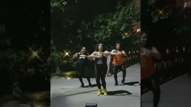 No lo trates mal смотреть онлайн