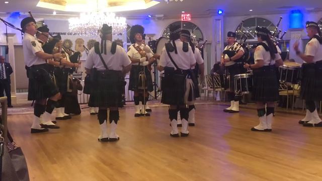 New York State Court Officers Pipes and Drums Perform смотреть онлайн