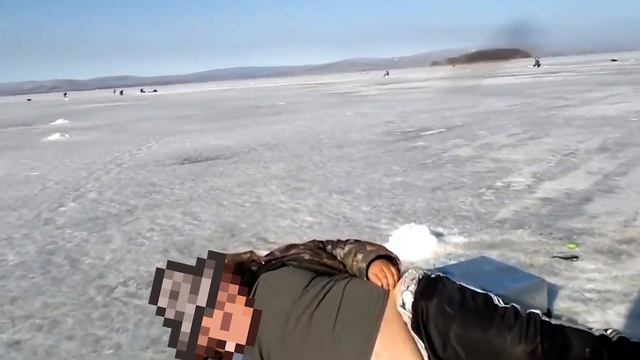 Рыбак в реальной жизни/A fisherman in real life смотреть онлайн