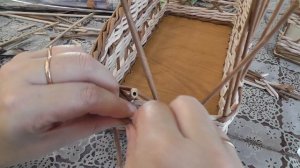 ЗАГИБКА ИЗИДА из газетных трубочек