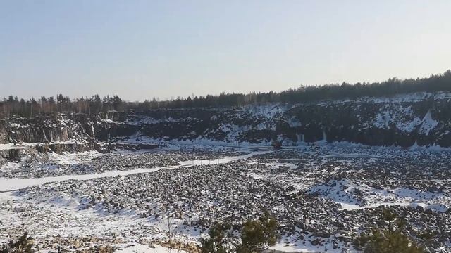 Карьер по добыче щебня зимой смотреть онлайн