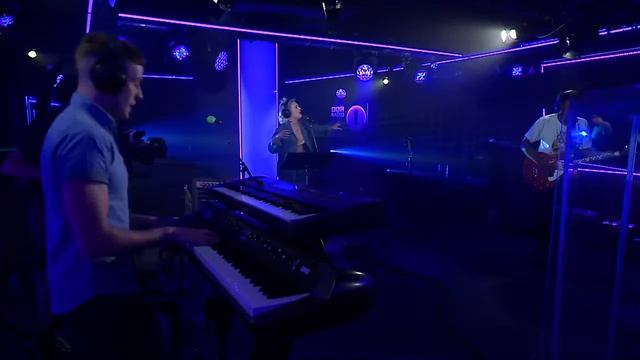 Anne Marie Alarm in the Live Lounge YouTube смотреть онлайн