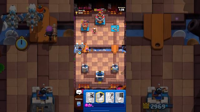 MEGA CAVALEIRO VS SPARK - CLASH ROYALE смотреть онлайн
