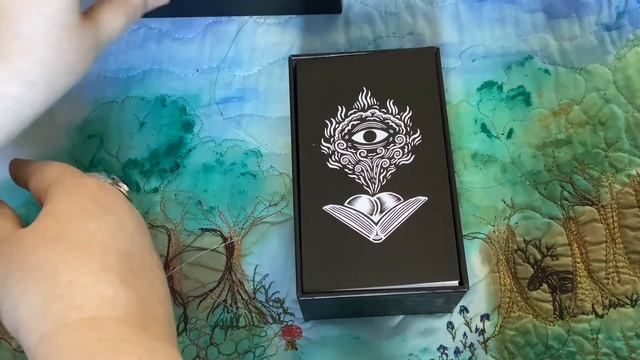 Decluttering a couple of decks смотреть онлайн