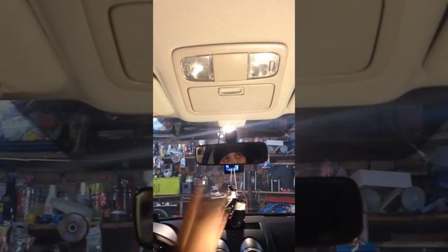 Установка бокса под очки на Ниссан Кашкай (видео 2) смотреть онлайн