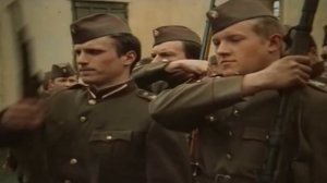 Долгая дорога в дюнах /Дуг пут у динама (1980) - 02