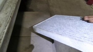 Замена фильтра салона Hyundai Solaris 2.