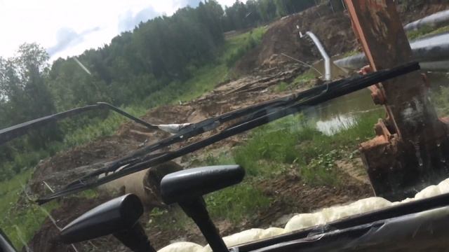 Форсируем реку Сученьга/ HITACHI ZX-330/Газопровод Ухта-Торжок 2.