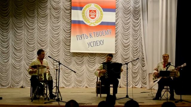 В.Грехов «Полька, да и только», трио «Кадриль.ru» смотреть онлайн