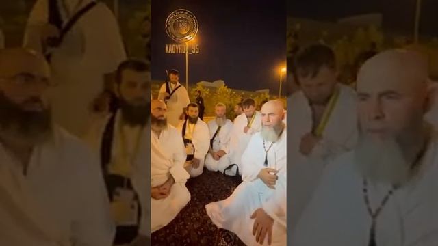 Ассаламу алайкум!Поздравляю всех мусульман с наступлением Священного праздника Ид аль-Адха! смотреть онлайн