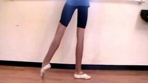 Petit battement. Классический танец. Урок 17.