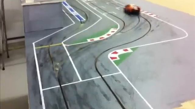 3rd Wood Slot Car Track: Circuit Gilles Villeneuve TESTING 1/43 смотреть онлайн