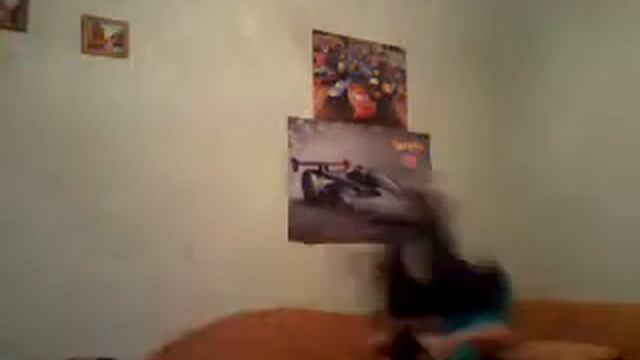 прыжок и кувырок