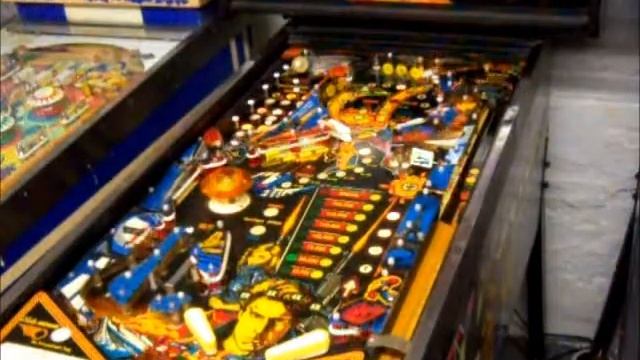 Spy Hunter Pinball Game смотреть онлайн