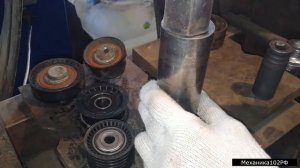 Как заменить подшипник ролика обводного ремня