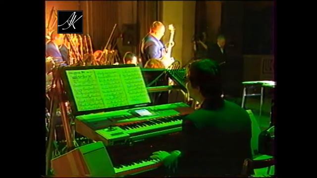 HERE'S THAT RAINY DAY(2002) Национальный концертный оркестр Беларуси п/у Михаила Финберга смотреть онлайн