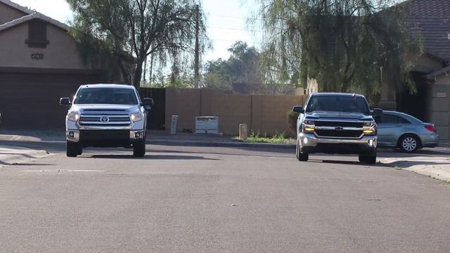 Toyota Tundra 2017 VS Chevrolet Silverado 2017