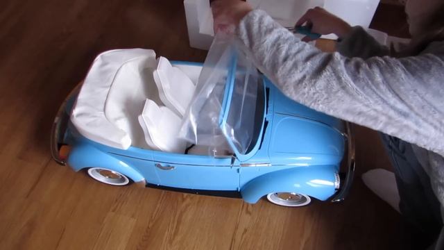 Opening American Girl Julie's Car Wash Set! смотреть онлайн