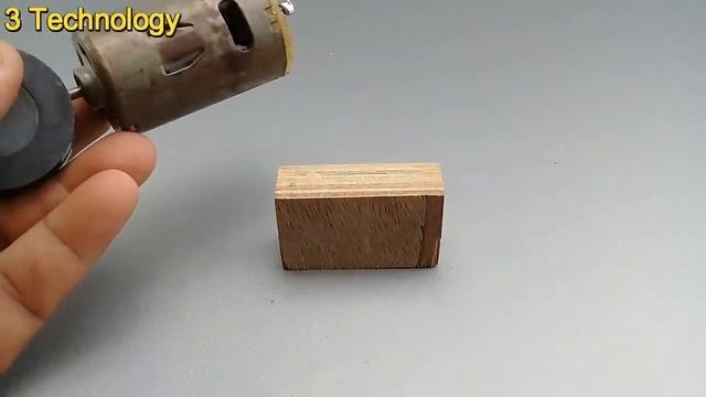 Get 220 Volt Electricity From Magnetic Gear And Copper Coil смотреть онлайн