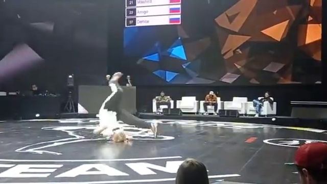 Чемпионат Росии по брейкдансу 14-15 лет (отбор) B-boy Amigo. смотреть онлайн