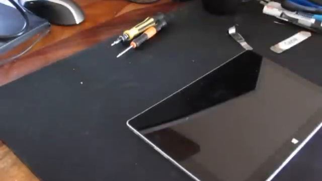 Microsoft Surface RT 32GB 10.6in Tablet LCD Screen & Digitizer Removal смотреть онлайн