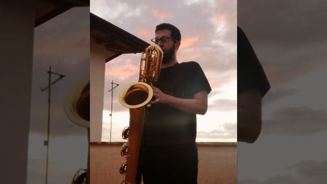 Binky's Beam - John McLaughlin BARITONE SAX SOLO смотреть онлайн