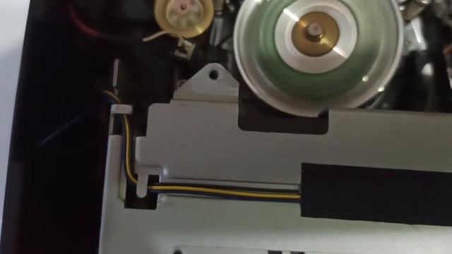S-VHS видеомагнитофон TOSHIBA A-ES1 видео 2 НОВОЕ смотреть онлайн