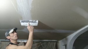 Шпаклюем потолок по гипсокартону//тонкости работы со шпаклевкой.