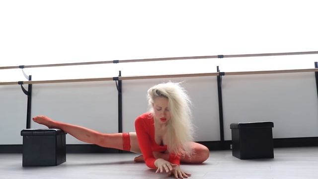 Yoga Flow  Middle Splits And Supersplits Flexibility R.mp4