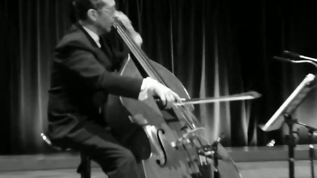 Canaro en Paris (Alejandro Scarpino y Juan Caldarella) por Rodolfo Mederos Trio смотреть онлайн