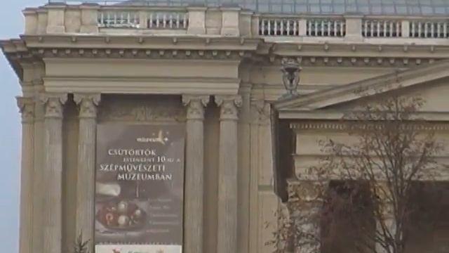 Budapest, hősök tere, Szépművészeti Múzeum, WEB_0354.MP4 смотреть онлайн