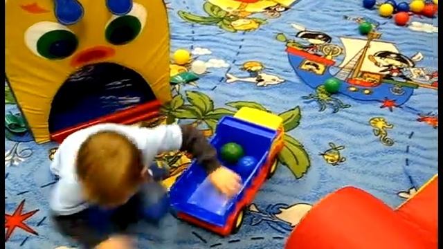 игровой развлекательный  центр игровая комната Entertainment Game Centre Games Room