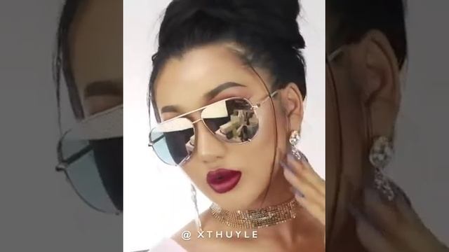 Уроки makeup матовые блескам от HUDA beauty смотреть онлайн