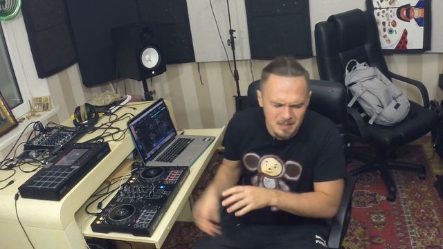 LemoDj блог - Оптимальный сетап оборудования для диджеинга (сюжет 2) смотреть онлайн