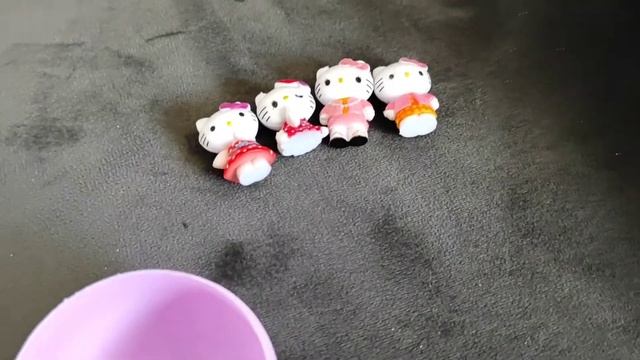 Распаковка яиц Hello KittyРаспаковка яиц Hello Kitty смотреть онлайн
