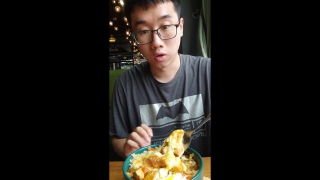 芝士咖喱焗饭 Рис запеченный в духовке с сыром кэрр смотреть онлайн