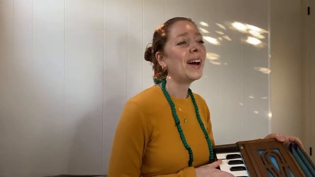Kirtan at Home — Sweet and Mellow Maha Mantra — February 24th 2021 смотреть онлайн