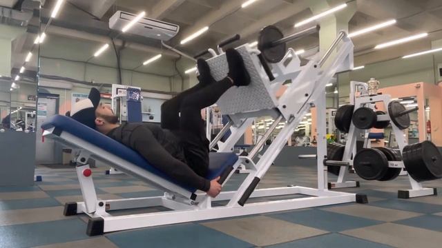 Жим ногами, классический